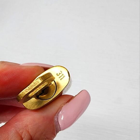 Louis Vuitton Brass Lock and Key 311 - Picture 4 of 4